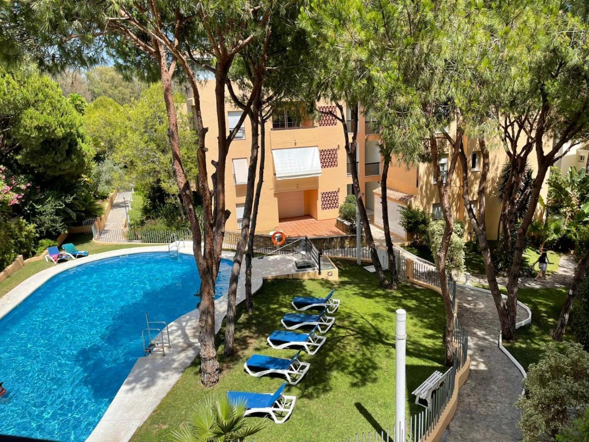 Marbella Playa Residencial Con Piscina Apartment Ngoại thất bức ảnh