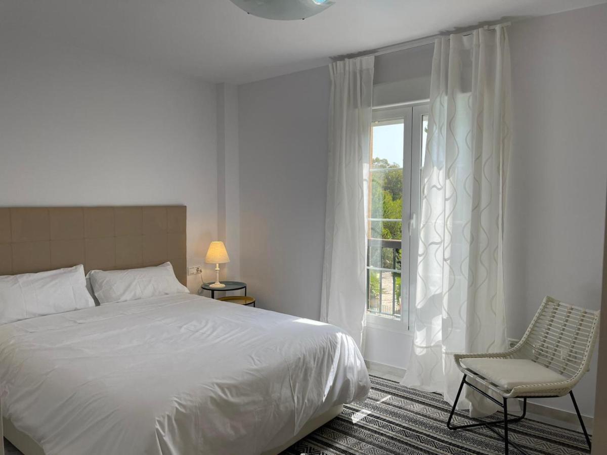 Marbella Playa Residencial Con Piscina Apartment Ngoại thất bức ảnh