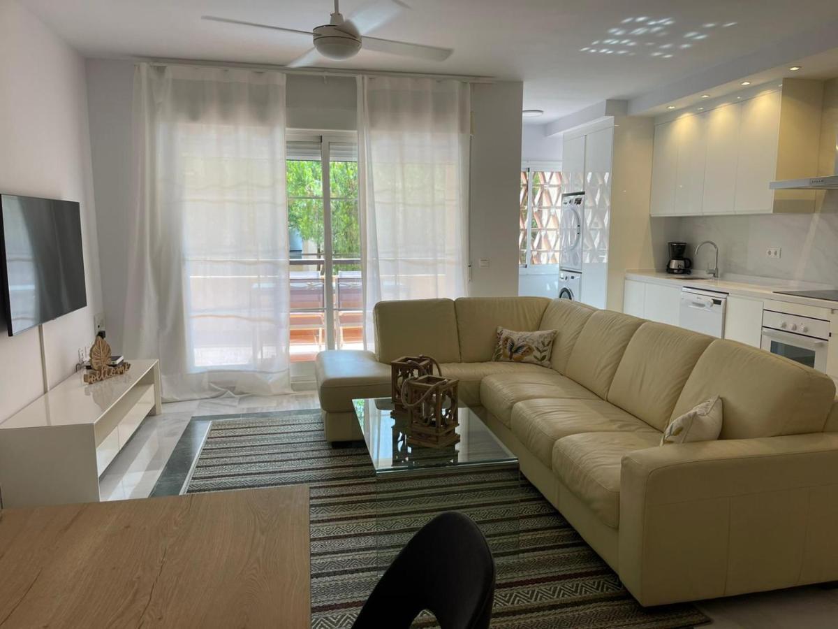 Marbella Playa Residencial Con Piscina Apartment Ngoại thất bức ảnh