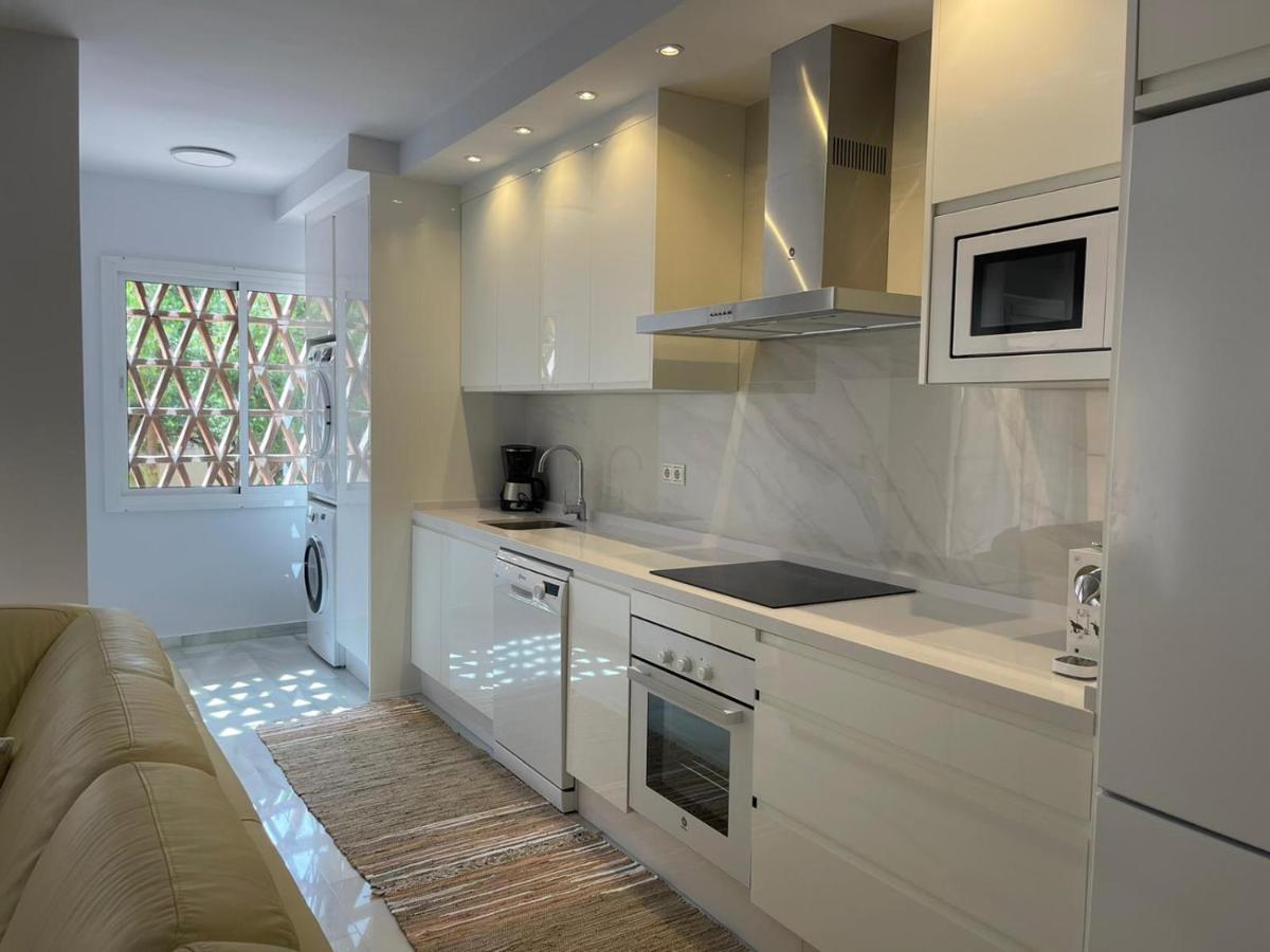 Marbella Playa Residencial Con Piscina Apartment Ngoại thất bức ảnh