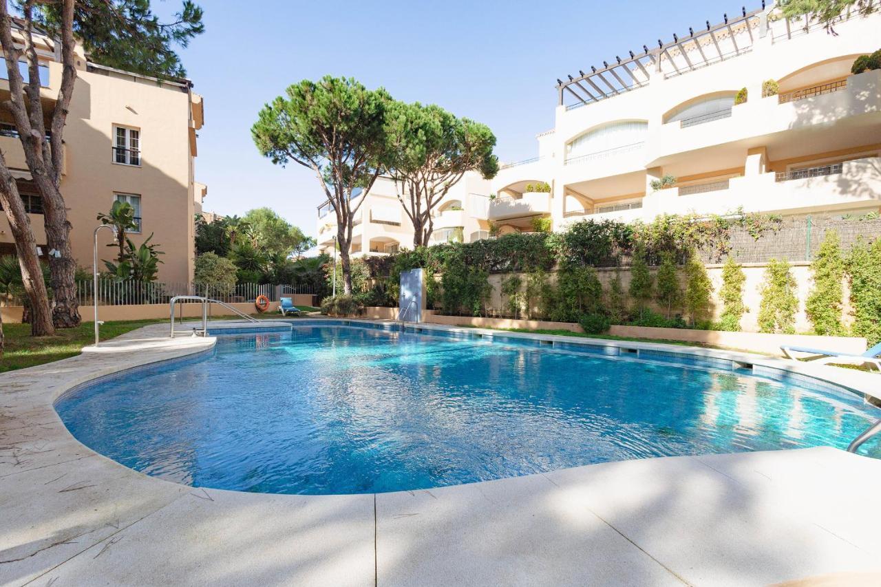 Marbella Playa Residencial Con Piscina Apartment Ngoại thất bức ảnh
