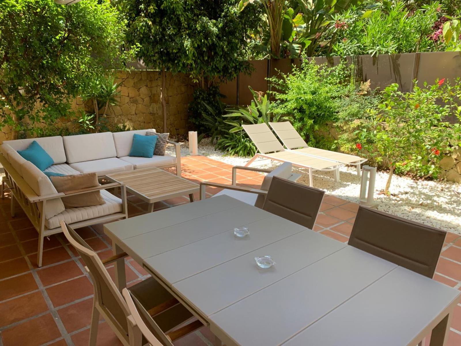Marbella Playa Residencial Con Piscina Apartment Ngoại thất bức ảnh